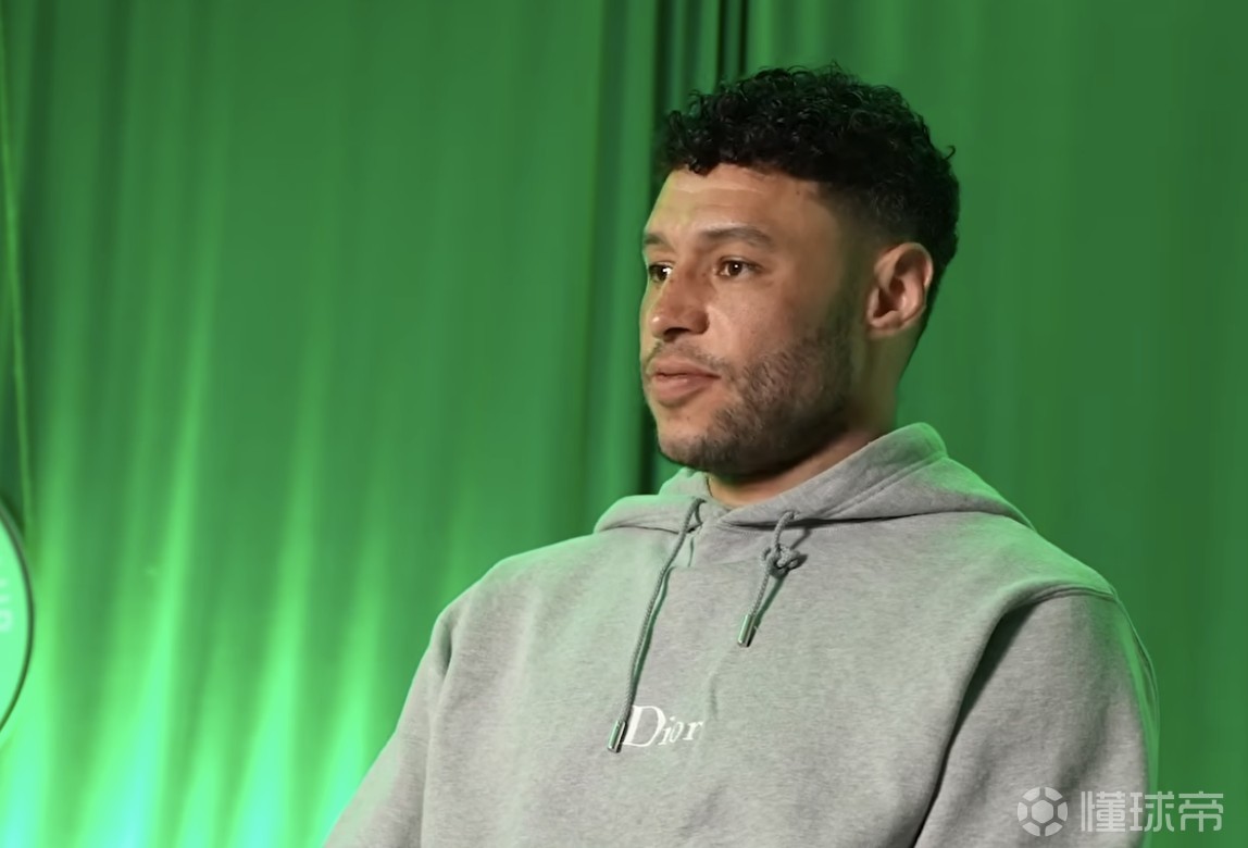 张伯伦：本以为被塞维利亚3-3追平会挨骂，但红军球迷没这样